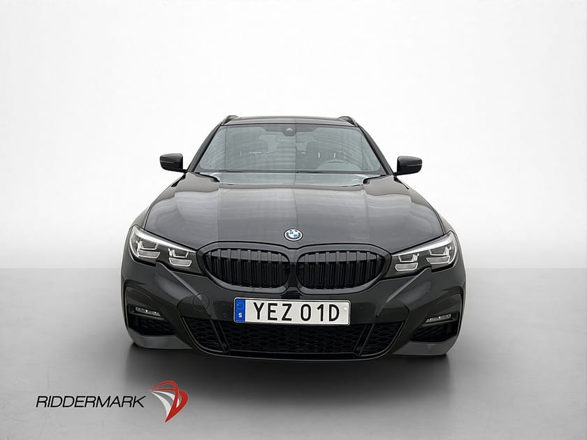 Bild 2 av BMW 330e xDrive Touring 330  M Sport Pano HiFi Värmare Drag