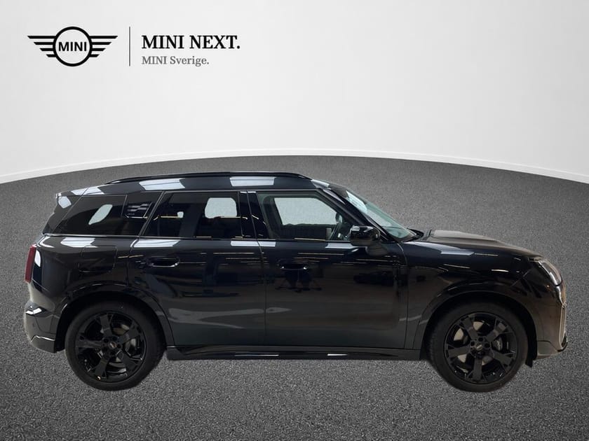 Bild 2 av MINI Countryman SE ALL4 John Cooper Works Trim, Paket L