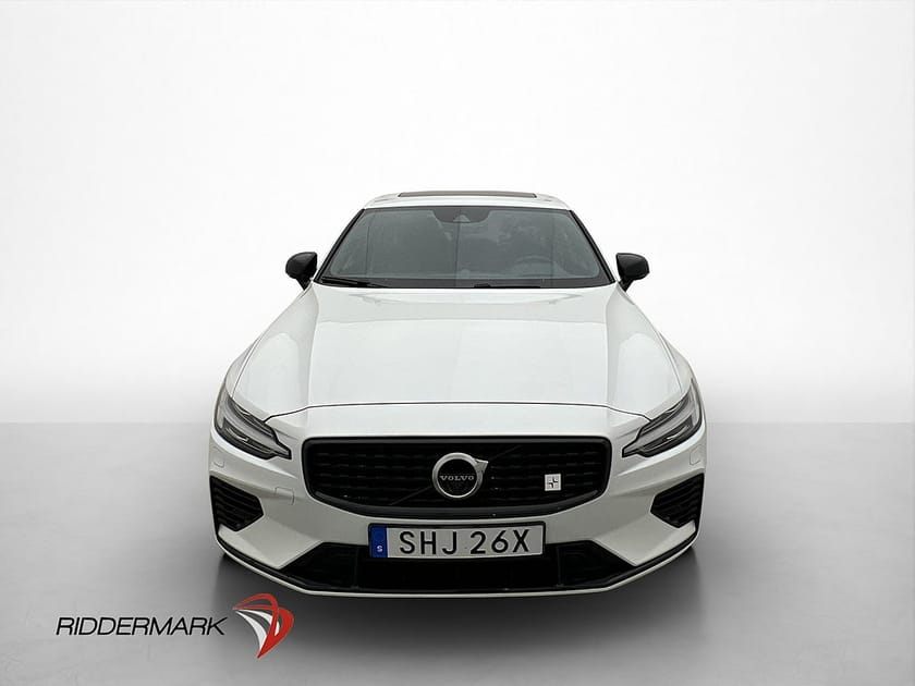 Bild 2 av Volvo S60 Polestar Recharge T8 Engineered AWD Pano B&W 360°