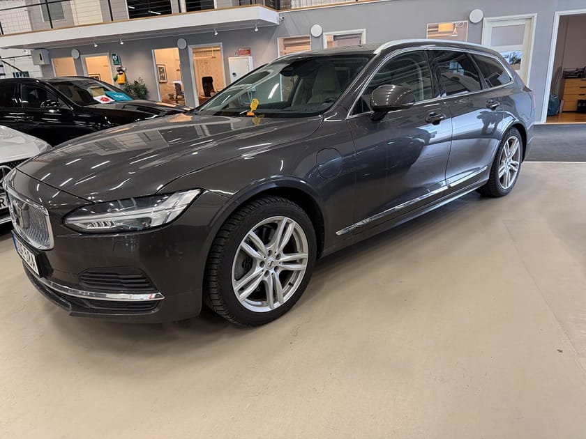 Bild 1 av Volvo V90 Recharge T6 AWD Ultimate Bright  2,99%Ränta