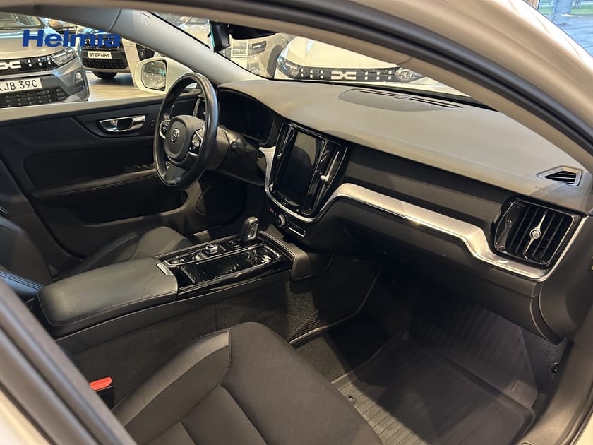Bild 4 av Volvo V60 T6 TE Momentum Advanced Edition