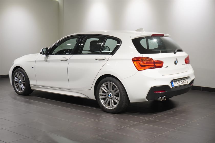 Bild 2 av BMW 120d xDrive M-Sport Navi PDC