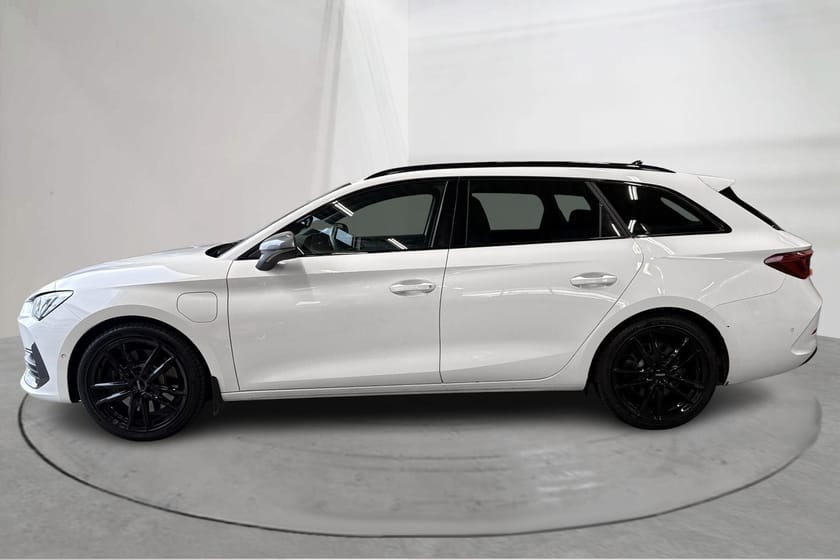 Bild 2 av CUPRA Leon Sportstourer e-Hybrid VZ 1.4 (245hk)