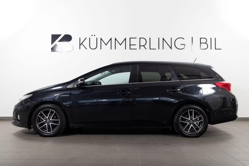 Bild 1 av Toyota Auris Touring Sports Hybrid B-kamera P-sensor Läder
