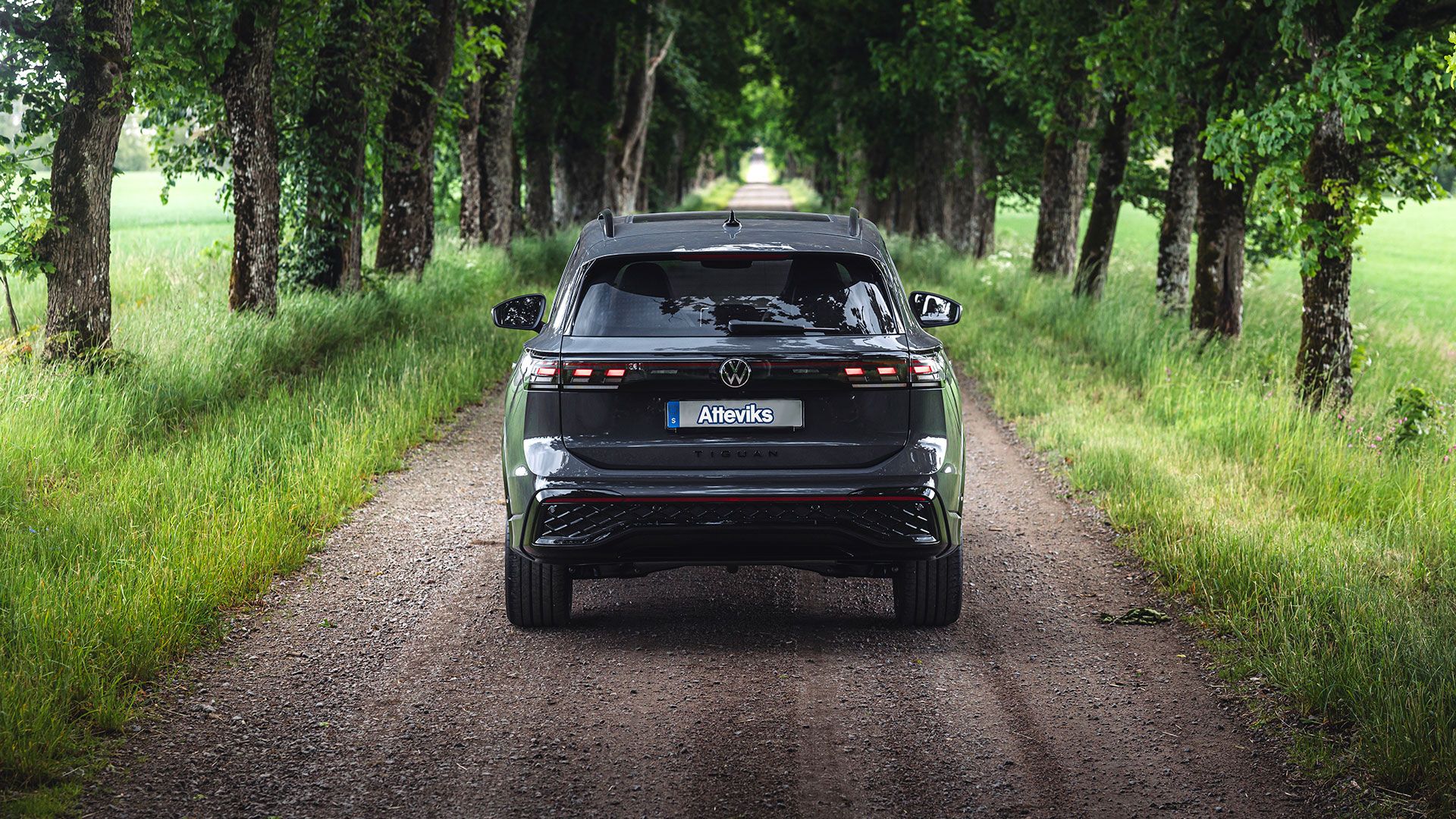 Volkswagen Tiguan 2026, photo 2/2