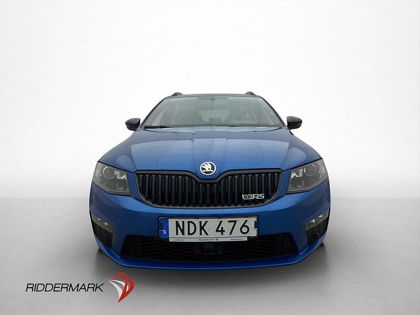 Bild 2 av Škoda Octavia Kombi Skoda 2.0 TDI 4x4 RS Värmare Canton Läder Navi