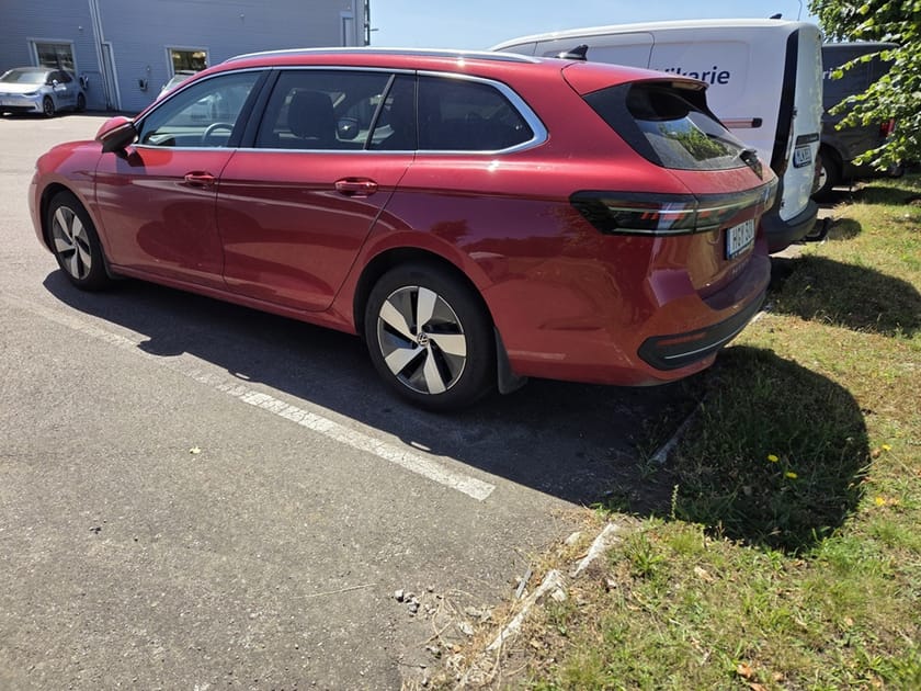 Bild 3 av Volkswagen Passat Sportscombi BUSINESS 1.5 TSI ACT KW/HK 7VXL DSG