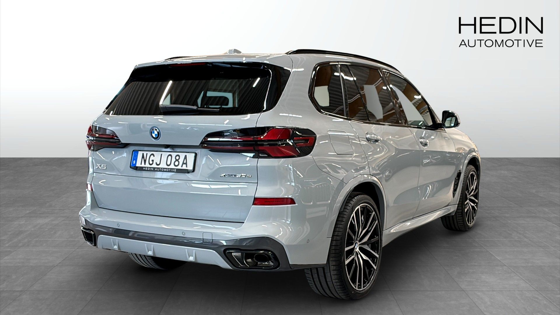 BMW X5 xDrive50e M-Sport PRO Pano 2025, photo 2/9