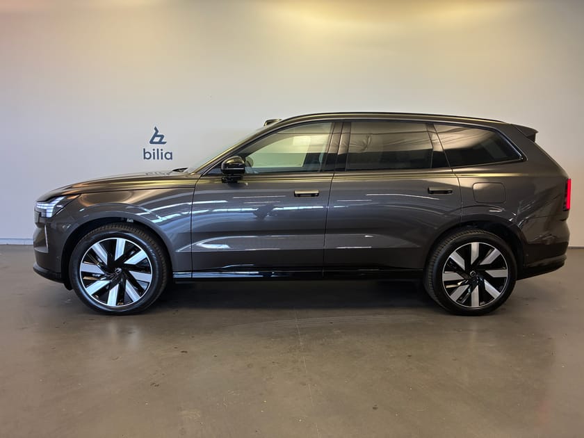 Bild 3 av Volvo EX90 Twin Motor Ultra 7-sätes / Luftfjädring / 360 Kamera / Dragkrok / BLIS / Bowers&Wilkins /