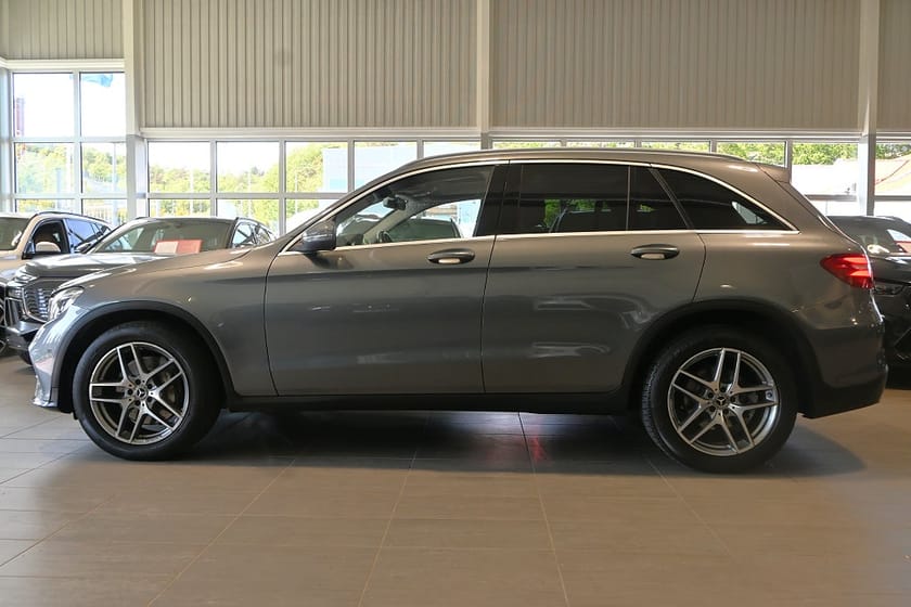 Bild 2 av Mercedes-Benz GLC 220 d 4MATIC AMG Line DRAGKROK