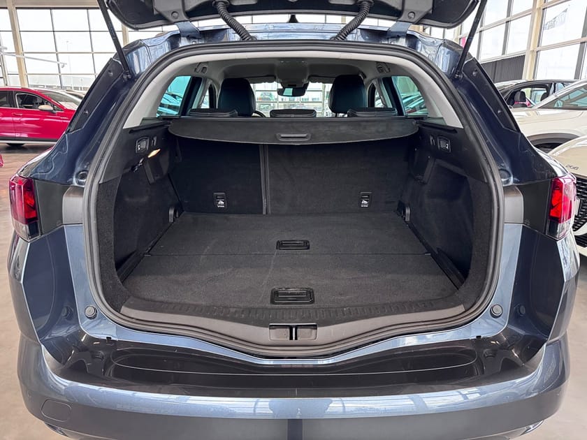 Bild 5 av Renault Mégane Sport Tourer 1.3 TCe EDC Techno | Kamera | Drag | Navi
