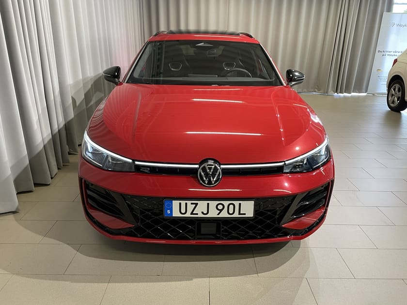 Bild 2 av Volkswagen Passat Variant eHybrid SWE R-LINE 272hk, Blackstyle/Drag