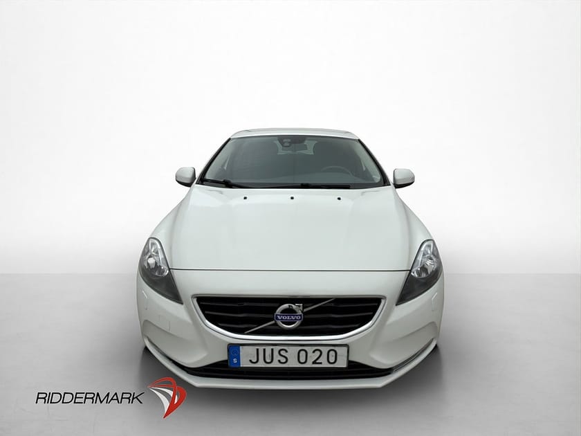 Bild 2 av Volvo V40 T2 Kinetic P-Värmare Farthållare 0.55 l/mil