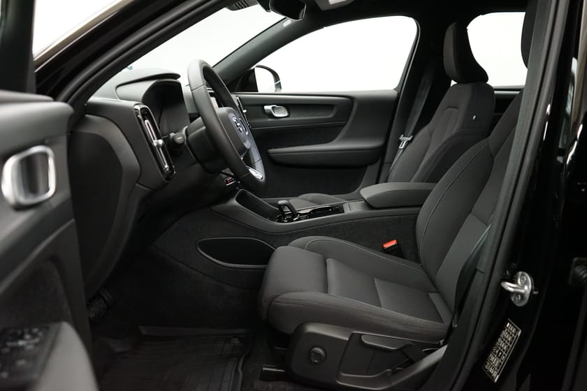 Bild 5 av Volvo XC40 Recharge Core, Baklucka elmanövrerad