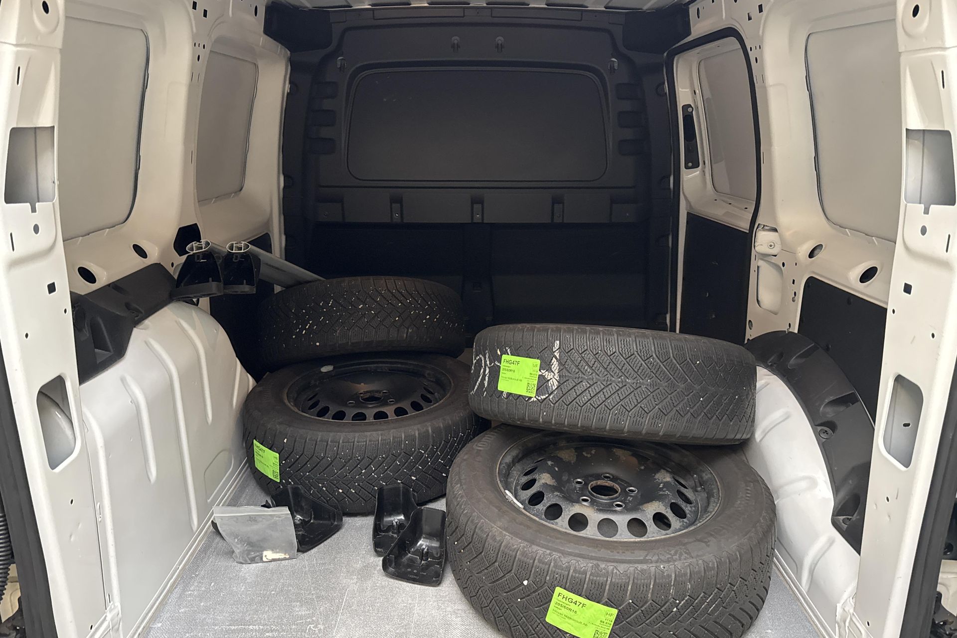 Volkswagen Caddy 2.0 TDI SCR 2022, photo 9/10