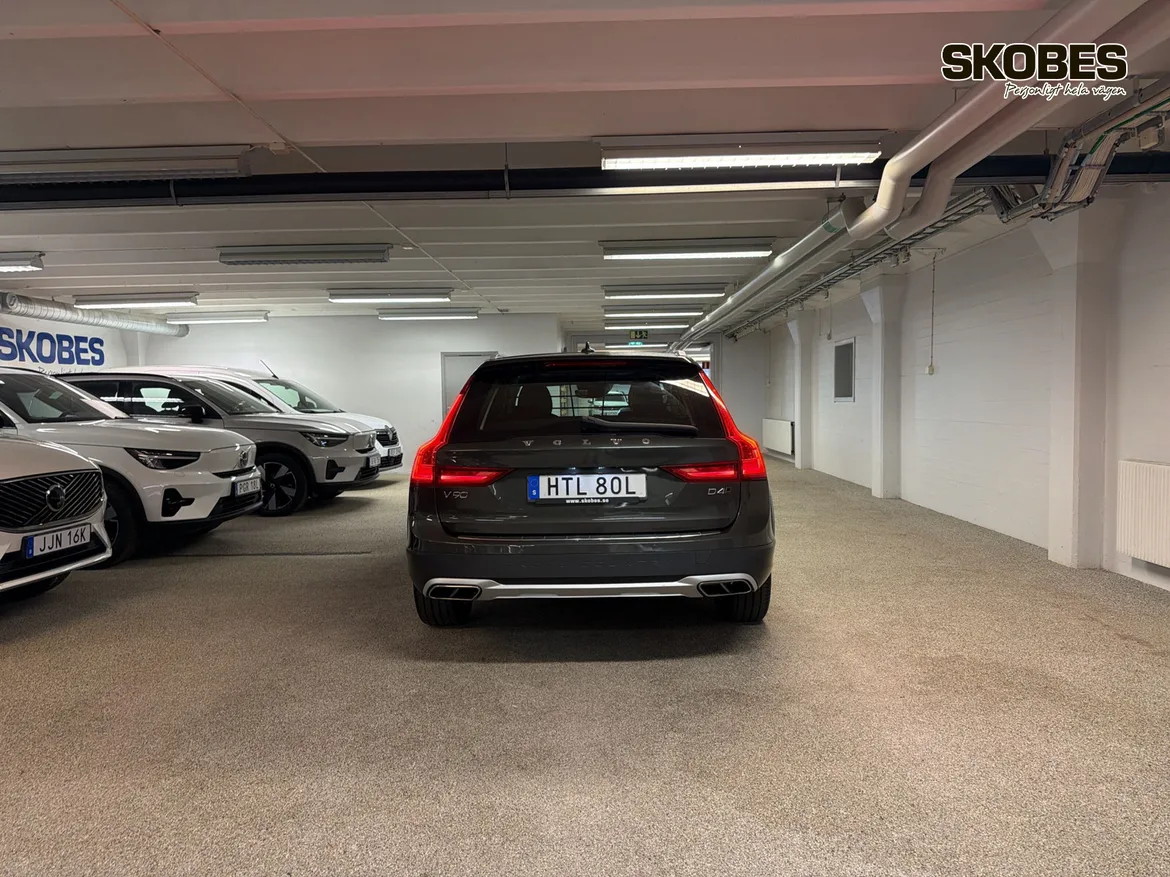 Volvo V90 Cross Country