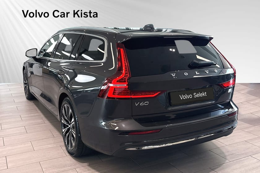 Bild 4 av Volvo V60 Recharge T6 Core Edition Drag B-Kamera