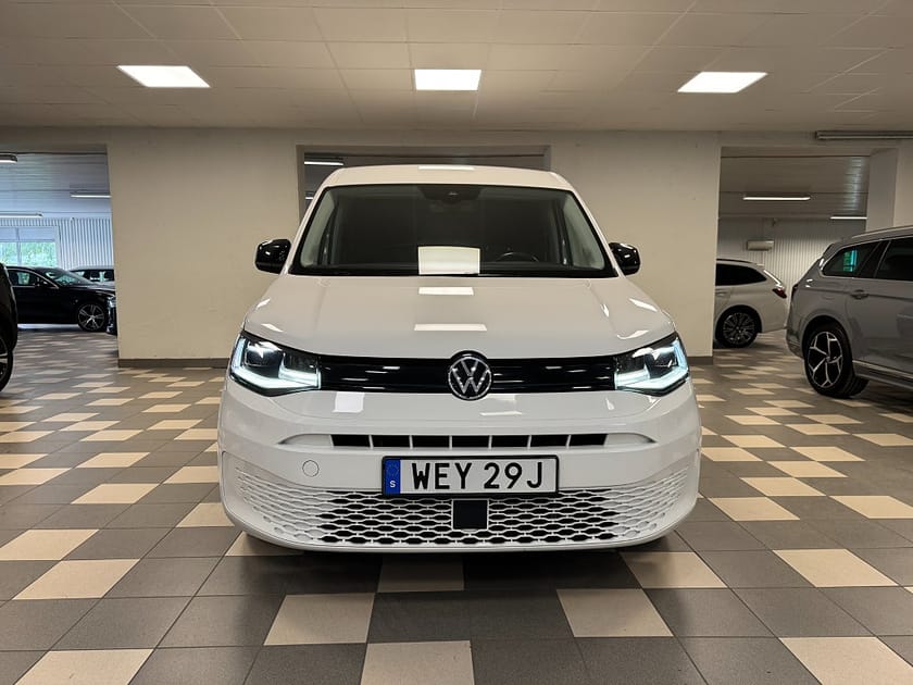 Bild 1 av Volkswagen Caddy Cargo 2.0 TDI 4M Värmare Kamera Navi Drag Led 122122 Hk