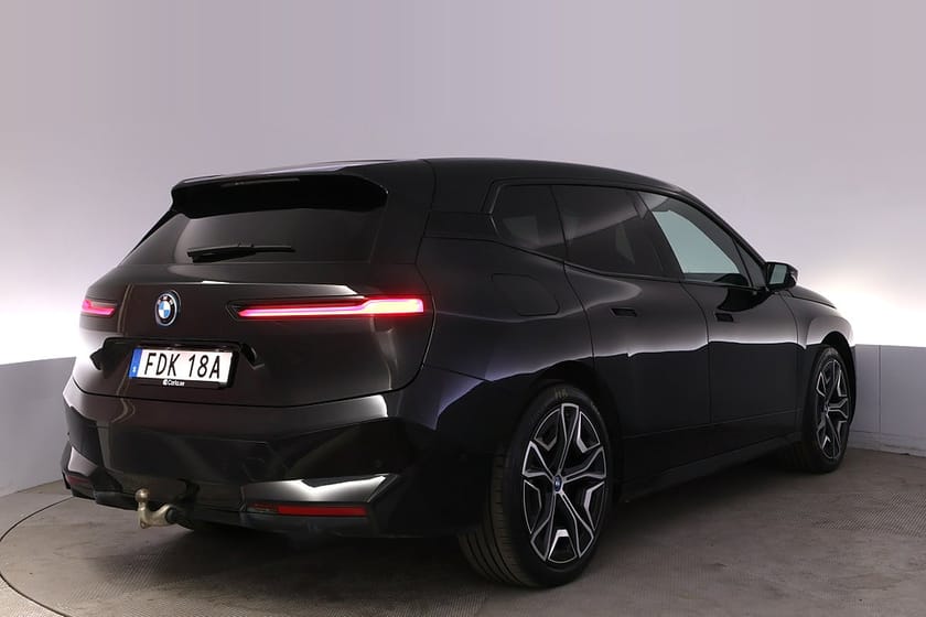Bild 5 av BMW iX xDrive50 Sportpaket Pano Laser HK 360 DAP Drag 22''