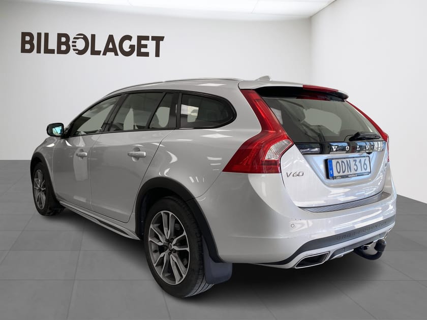 Bild 3 av Volvo V60 Cross Country D4 AWD Bus Adv Summum