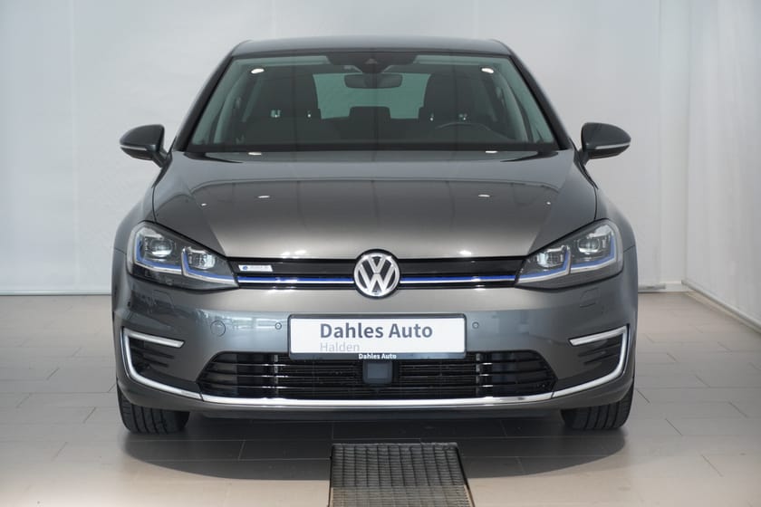 Bilde 2 av Volkswagen e-Golf 136 hk *