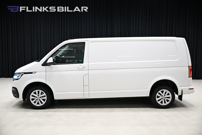 Bild 2 av Volkswagen Transporter 4Motion 150HK L2|Nedlackad|LED|Inredd|Drag|Värmare|Moms