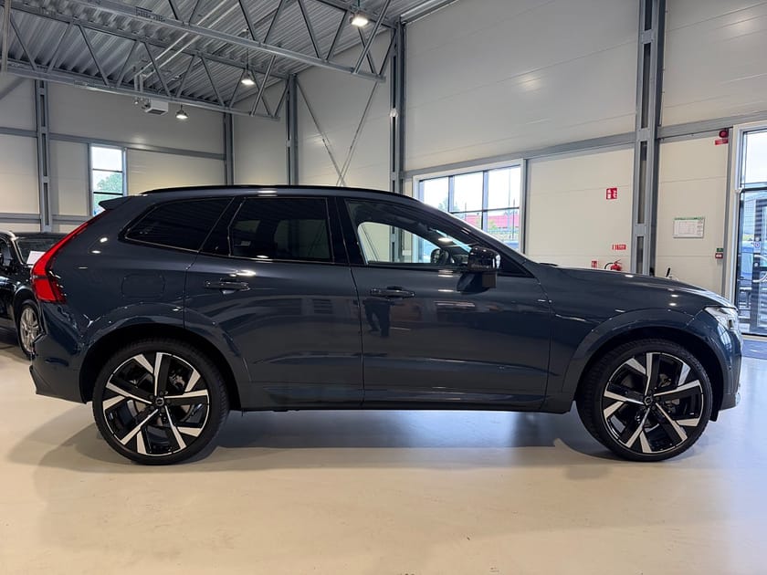 Bild 3 av Volvo XC60 T6 Plug-In Hybrid AWD Geartronic Plus Dark /Drag/Moms