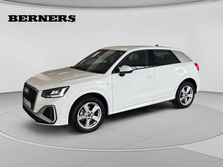 Audi Q2 35 TFSI Tsi 150 / S-line / Värmare Komfortpkt plus