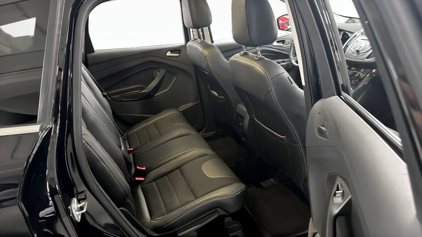 Bild 5 av Ford Kuga Titanium / Dragkrok / Ny kamrem /