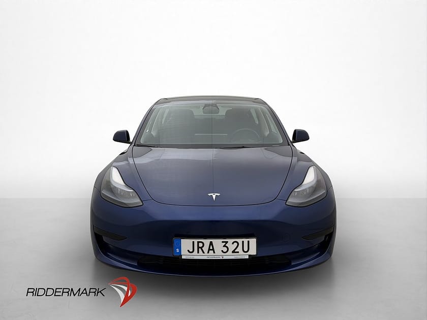 Bild 2 av Tesla Model 3 Standard Range Värmare Autopilot MOMS