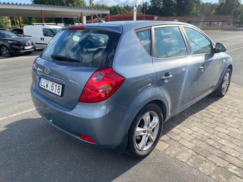 Bild 3 av Kia cee'd – EX, Besiktigad till 2027-07-31
