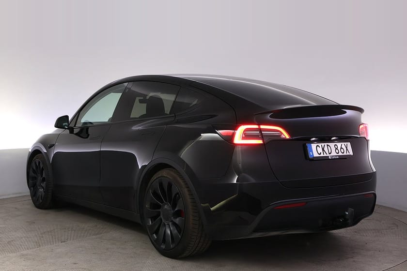 Bild 4 av Tesla Model Y Performance Autopilot Panorama Drag