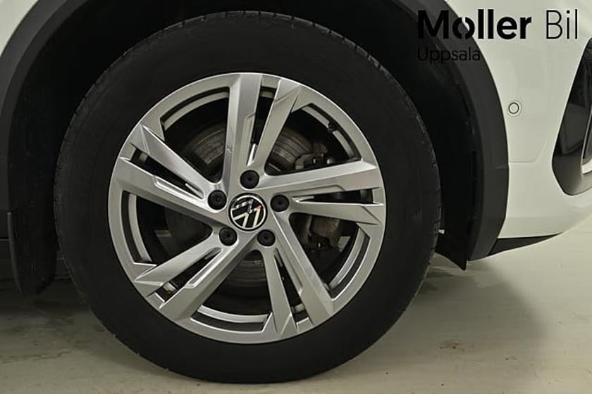 Bild 3 av Volkswagen T-Roc 2.0 TDI 4M 150hk, R-line, Drag, Värmare