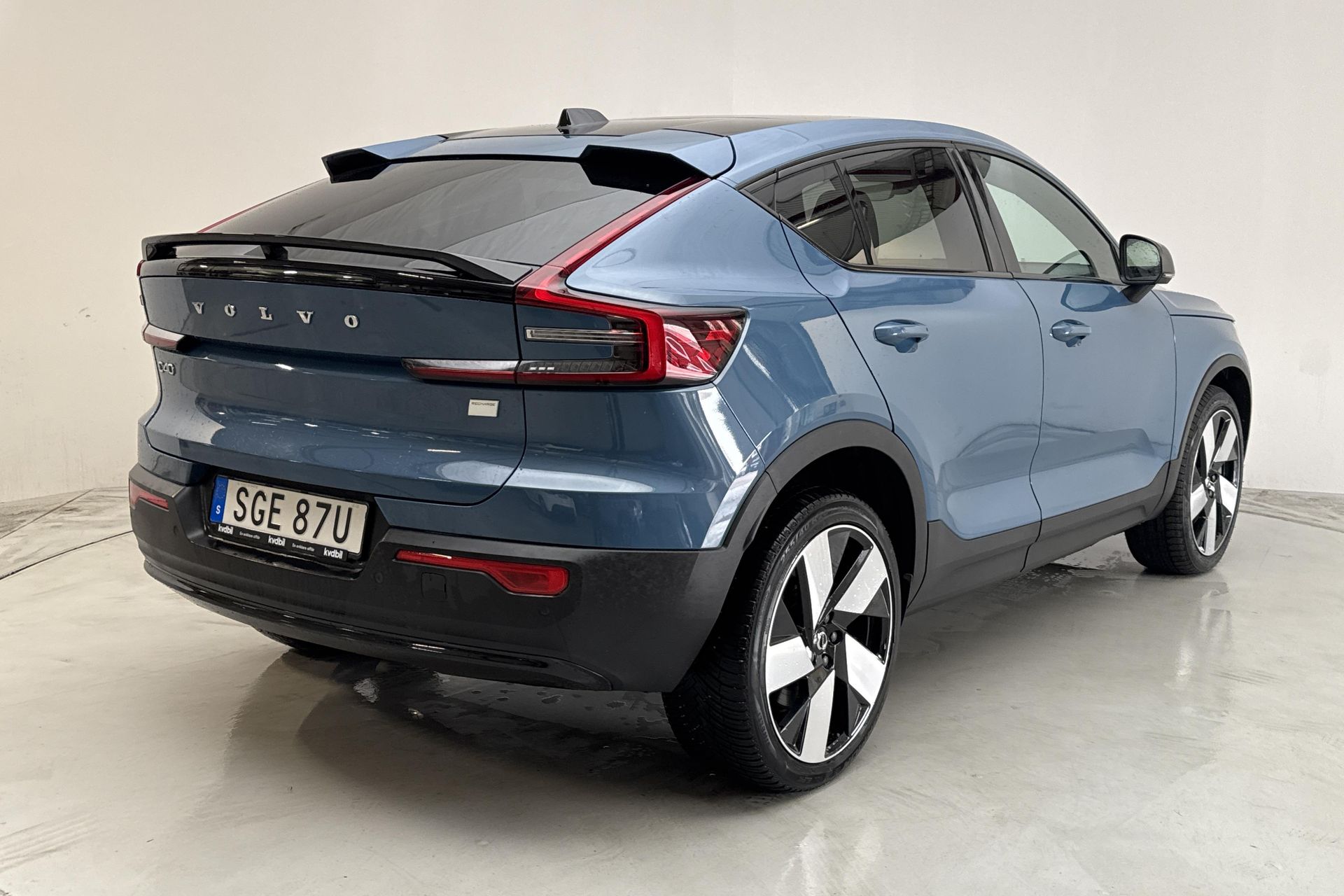 Volvo C40 Recharge 2023, photo 3/10