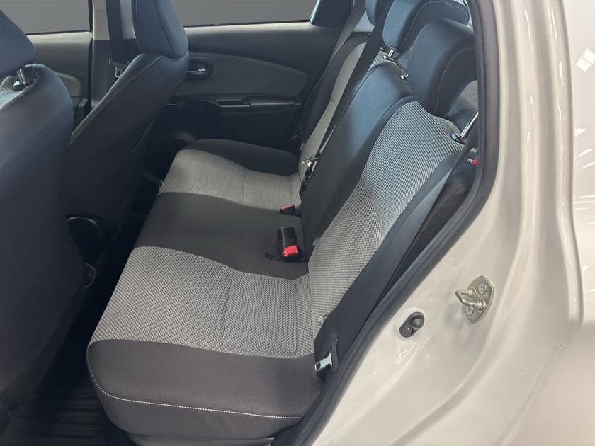Bild 5 av Toyota Yaris Hybrid 1,5 5D ACTIVE S+V-hjul