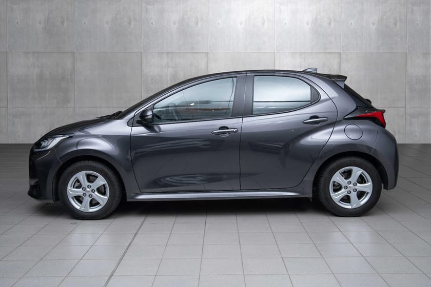 Bilde 2 av Toyota Yaris Hybrid 115