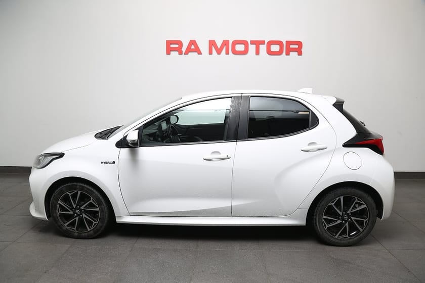 Bild 2 av Toyota Yaris Hybrid 1,5 CVT Active Plus Kamera