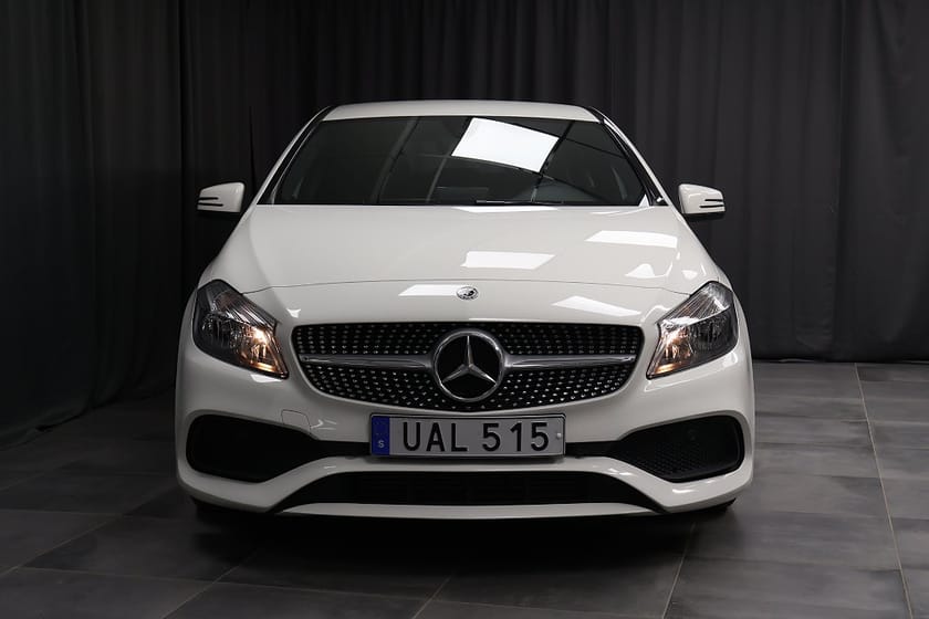 Bild 3 av Mercedes-Benz A 180 AMG Style Line låga mil 1 ägare