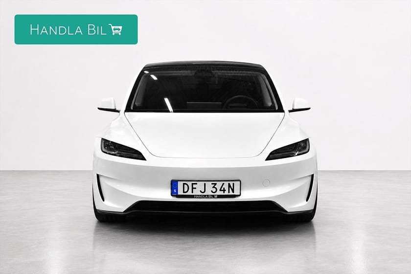 Bild 3 av Tesla Model 3 Performance MOMOS Rattv AdaptivF Pano Navi Skinn 627hk