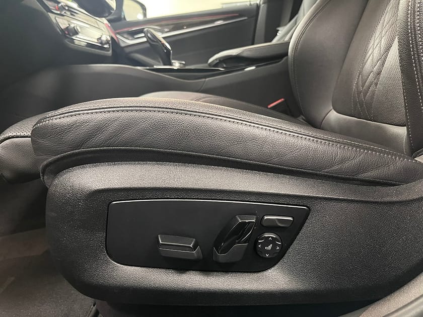 Bild 4 av BMW 520d Sedan M-Sport HUD H/K Adaptiv farth*