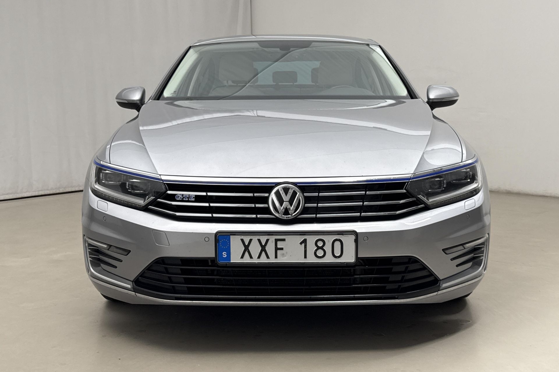 Volkswagen Passat GTE 2019, bild 5/10