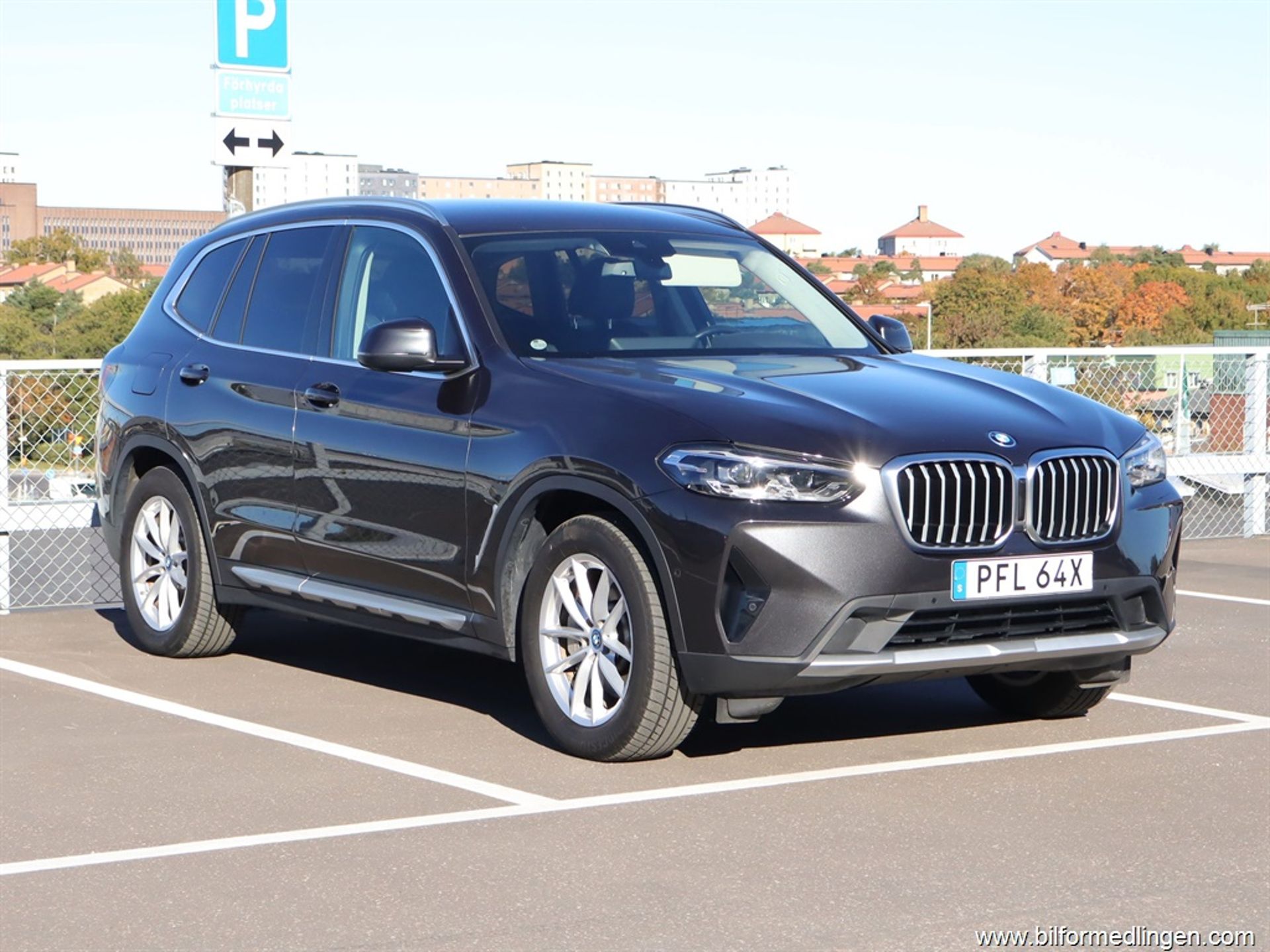 BMW X3 xDrive30e 292hk S/V-hjul 2022, bild 2/10