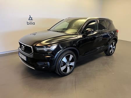 Volvo XC40 D4 AWD Momentum Advanced Edition/ Backkamera/ Dragkrok/ Navigation/