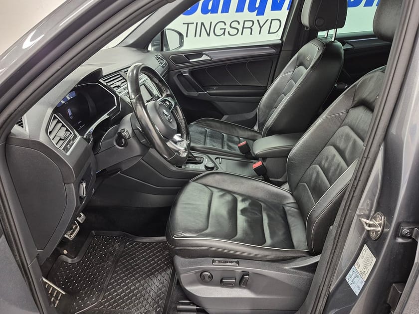 Bild 2 av Volkswagen Tiguan 4MOTION R-LINE TDI 190HK 4x4 Läder