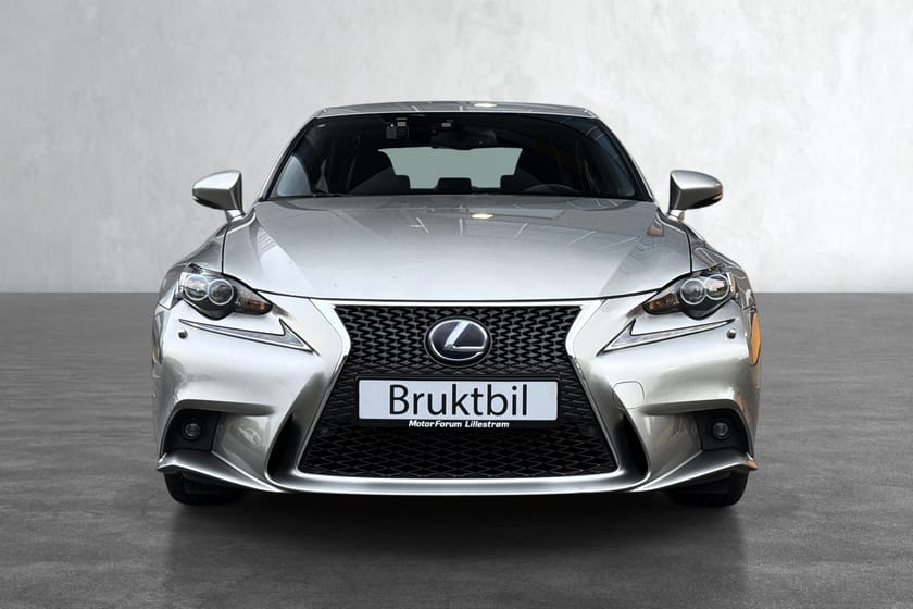 Bilde 2 av Lexus IS 300h