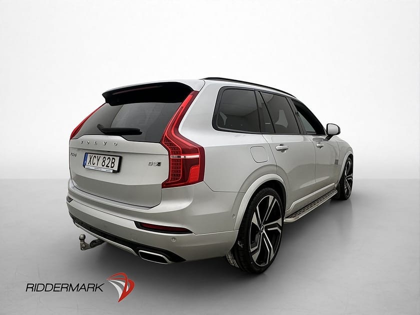 Bild 5 av Volvo XC90 B5 AWD R-Design 7-Sits B&W Pano Skinn Drag Luftfj