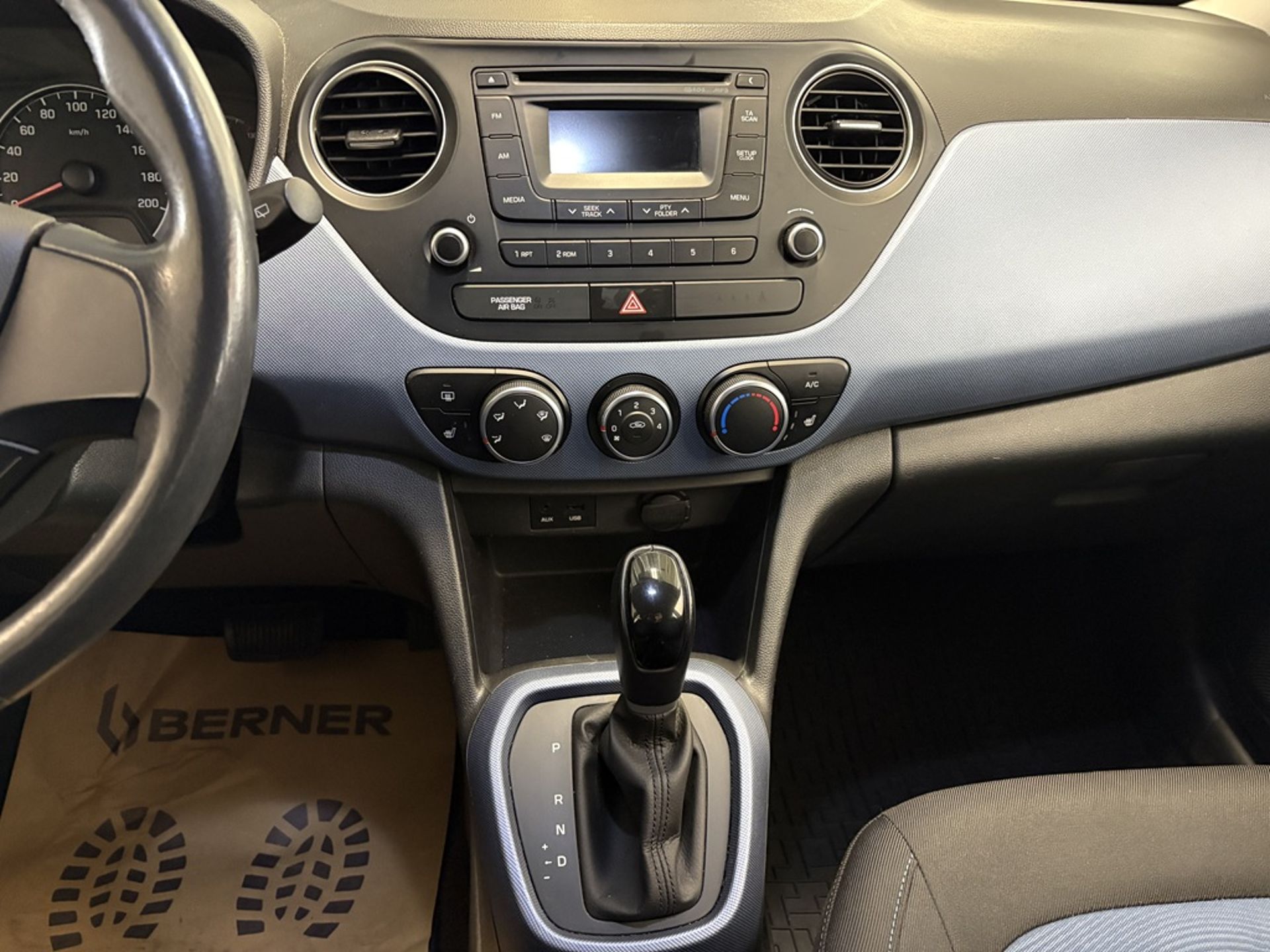 Hyundai i10 1.0 Automat, 67hk 2016, bild 6/10