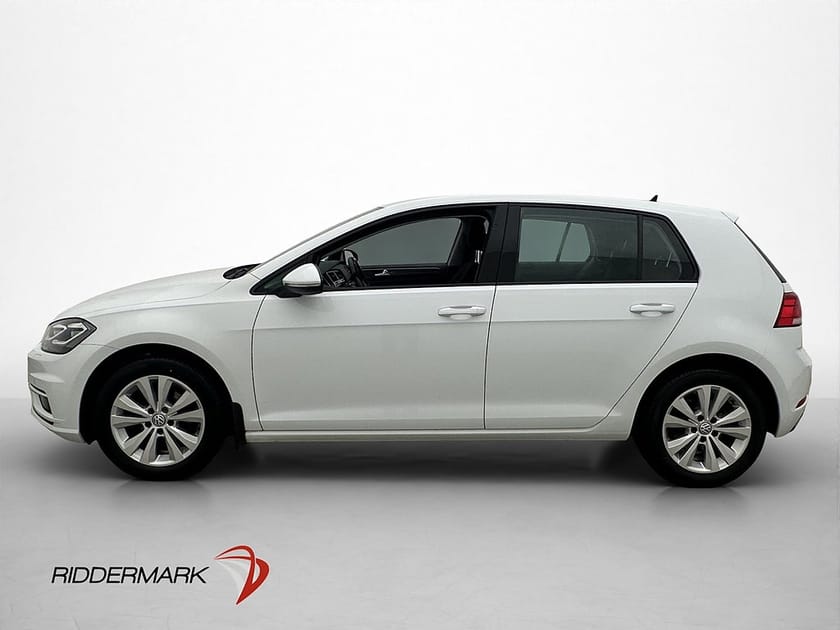 Bild 4 av Volkswagen Golf 1.0 TSI 110hk Pluspaket Kamera CarPlay