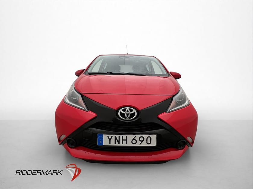 Bild 2 av Toyota Aygo 1.0 VVT-i Manuell 69hk X-PLAY Bluetooth Farthåll