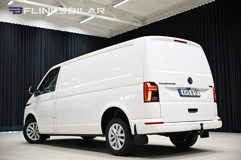 Bild 4 av Volkswagen Transporter 4Motion 150HK L2|Nedlackad|LED|Inredd|Drag|Värmare|Moms